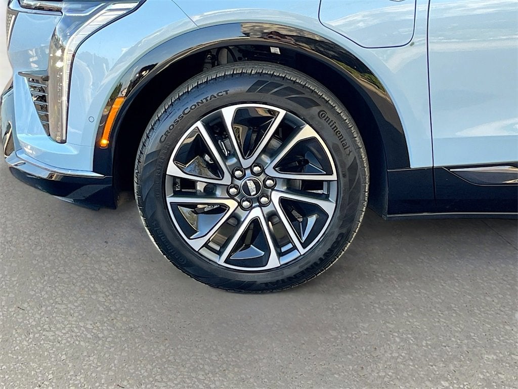 2025 Cadillac OPTIQ Sport 1