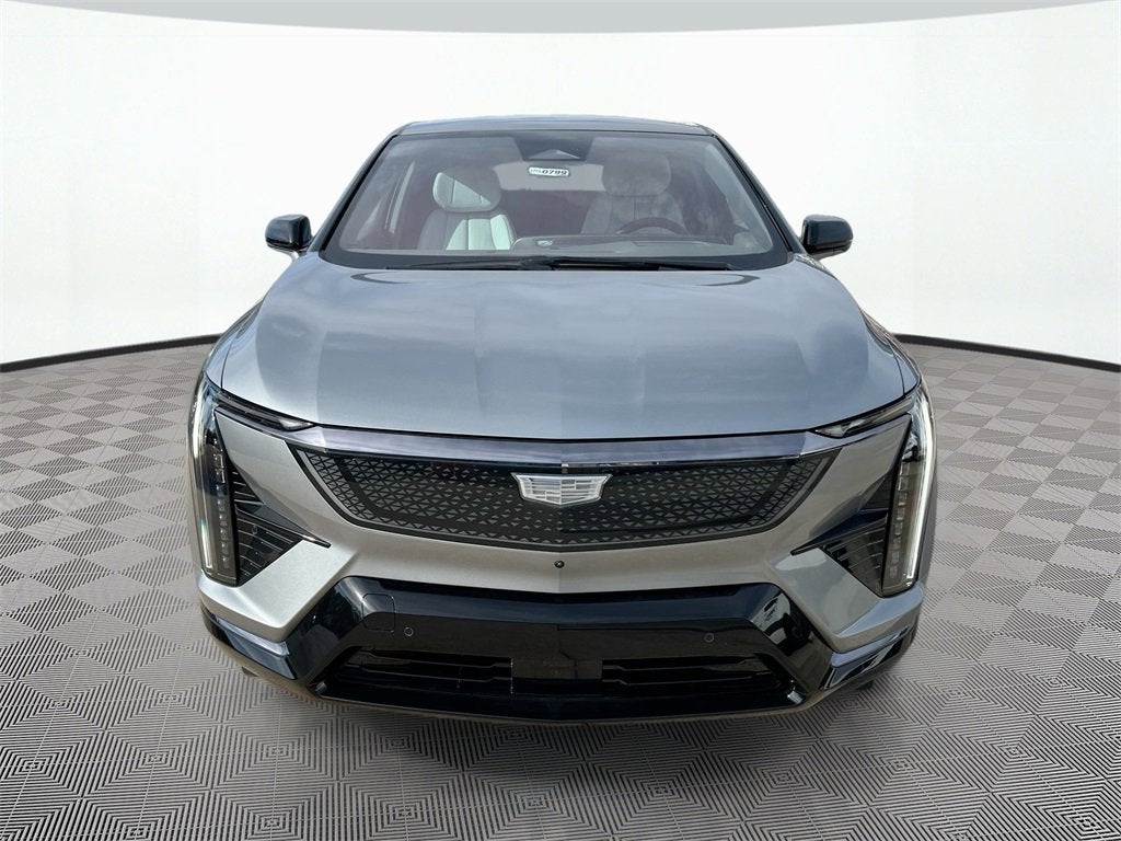 2025 Cadillac OPTIQ Sport 2
