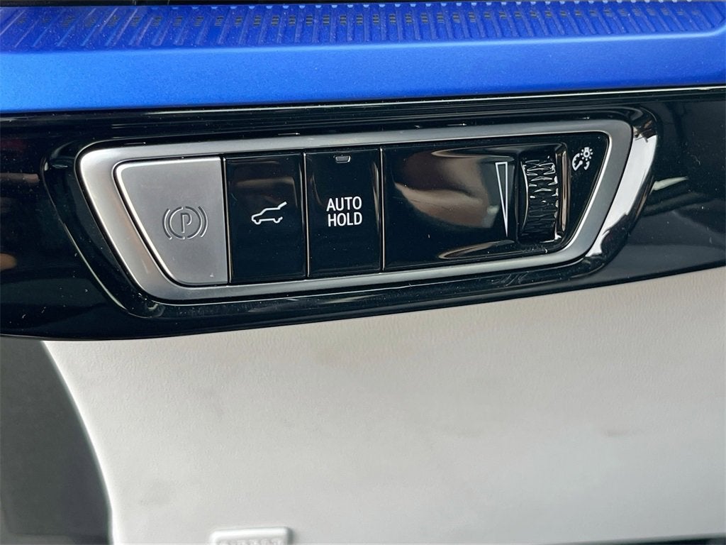 2025 Cadillac OPTIQ Sport 2