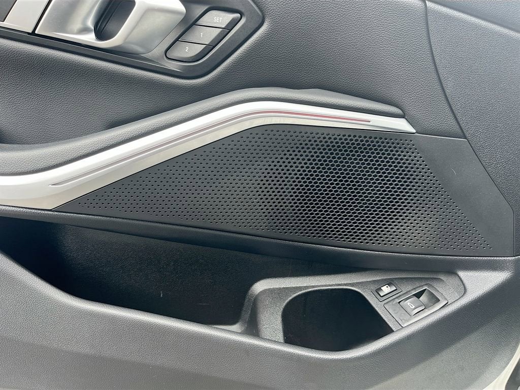 2022 BMW 3 Series 330e