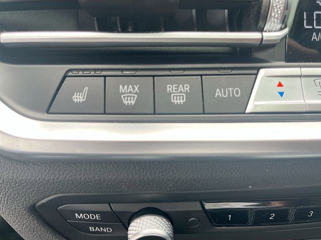 2022 BMW 3 Series 330e
