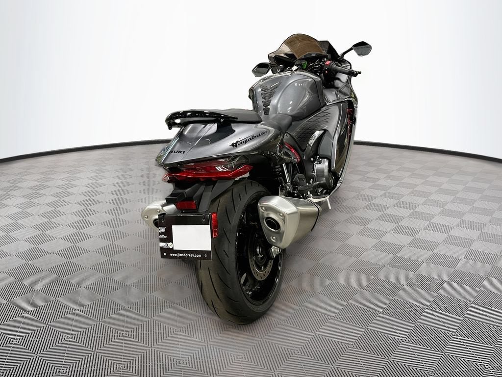 2024 SUZU NA NA