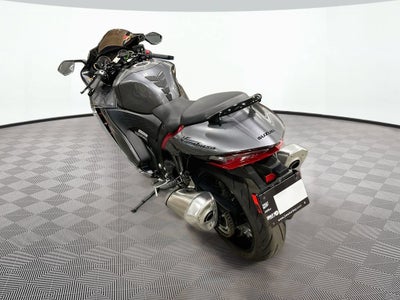 2024 SUZU NA NA