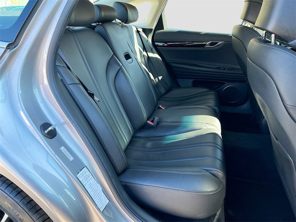 2023 Genesis G80 2.5T