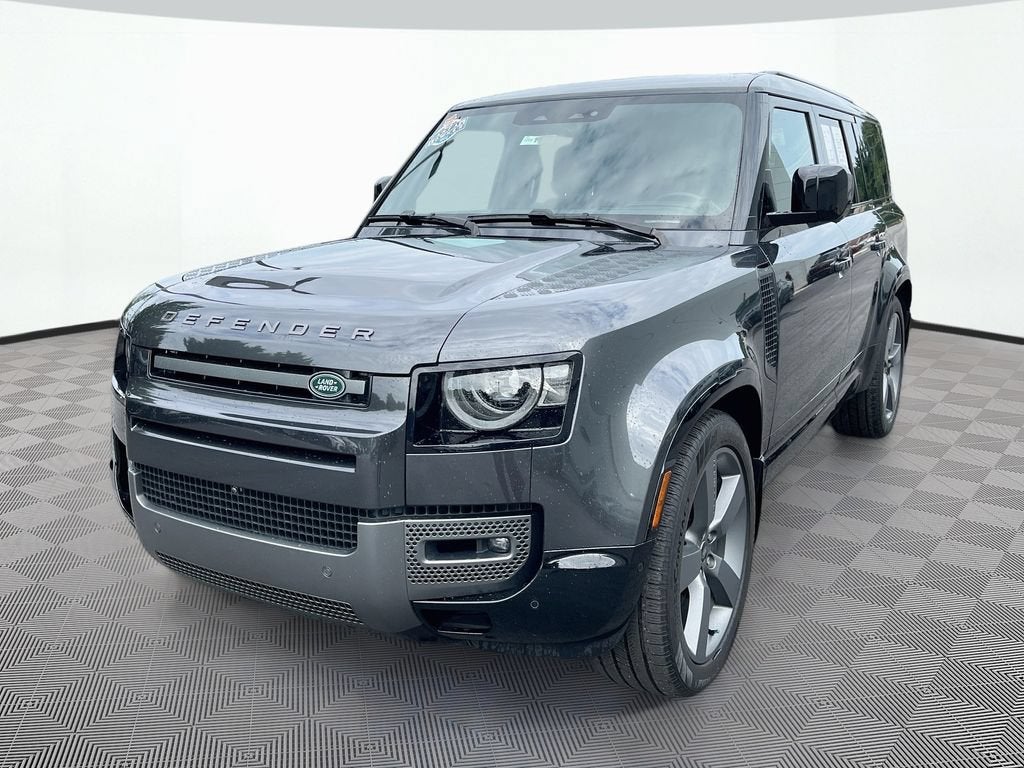 2024 Land Rover Defender Outbound