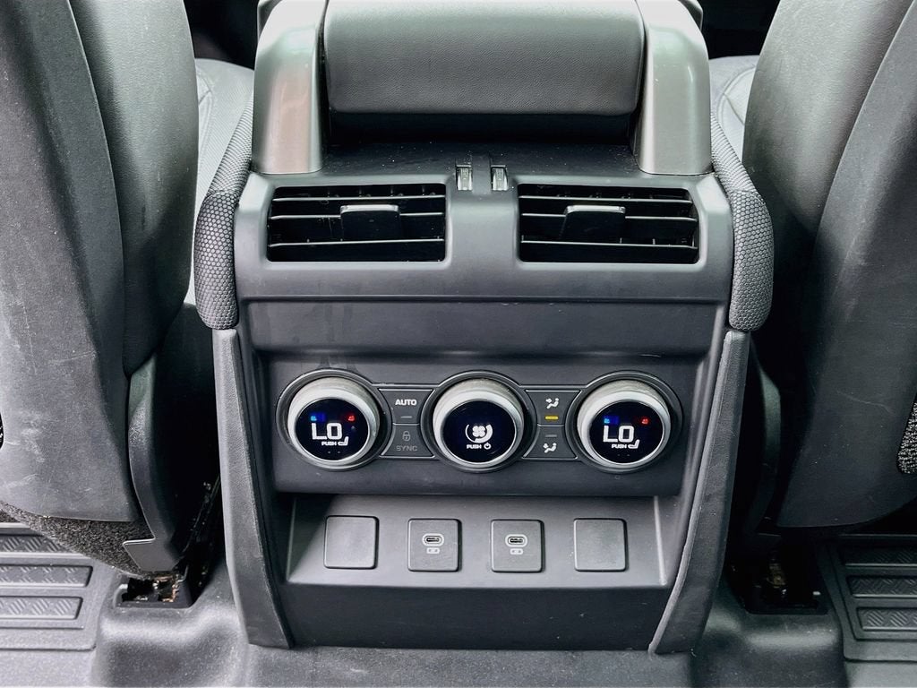 2024 Land Rover Defender Outbound