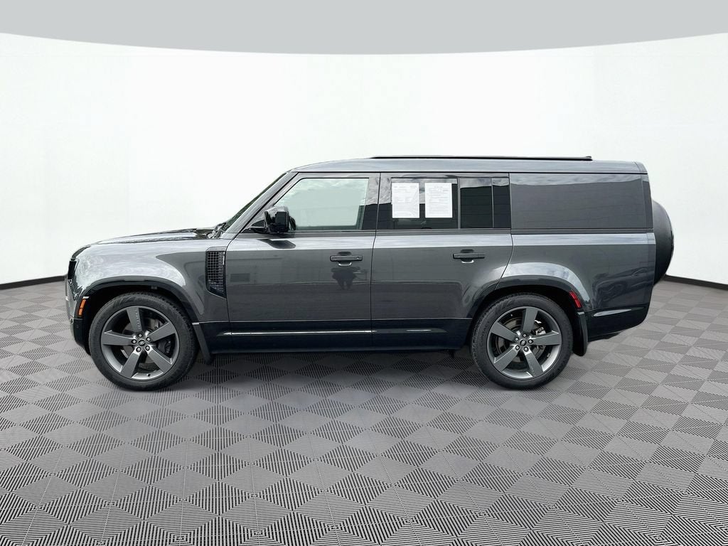 2024 Land Rover Defender Outbound