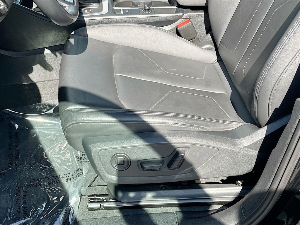 2024 Audi Q3 S line Premium Plus
