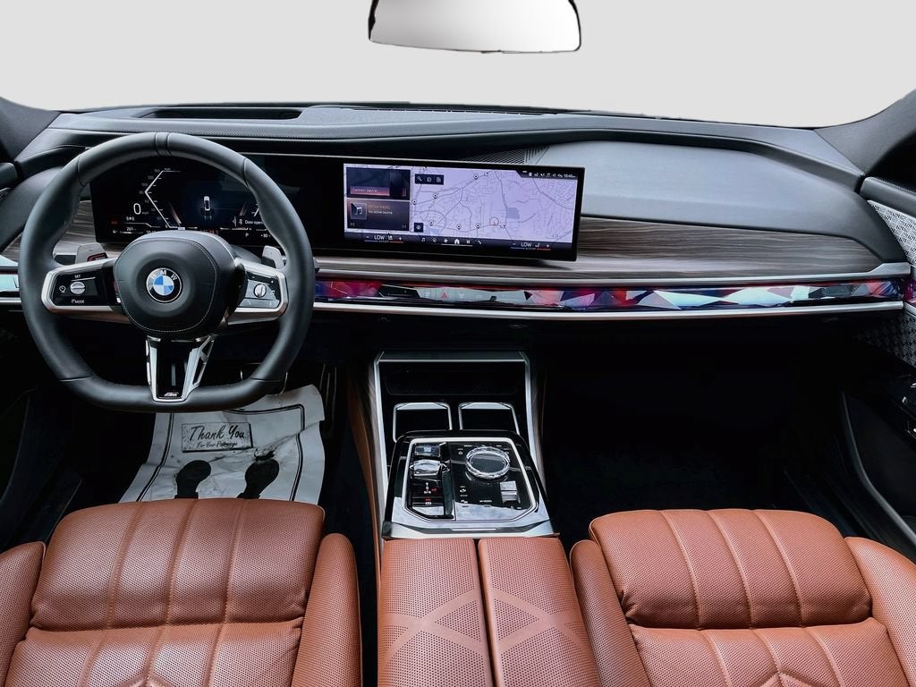 2023 BMW 7 Series 740i
