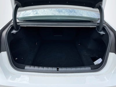 2023 BMW 7 Series 740i