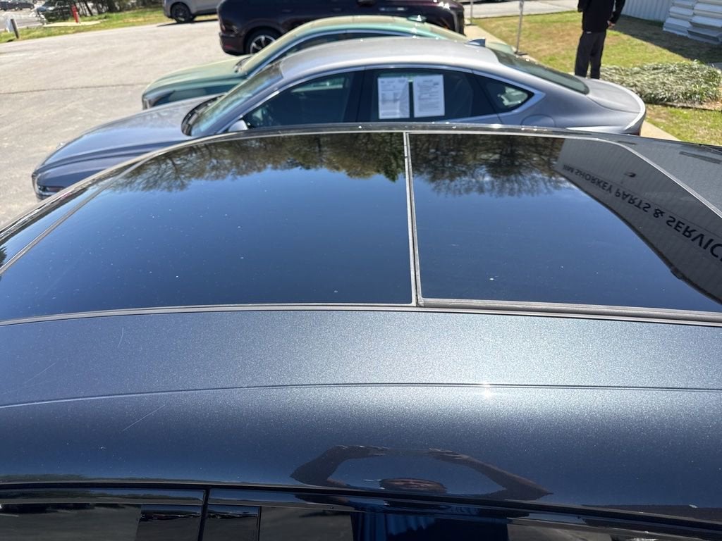 2023 Porsche Macan T