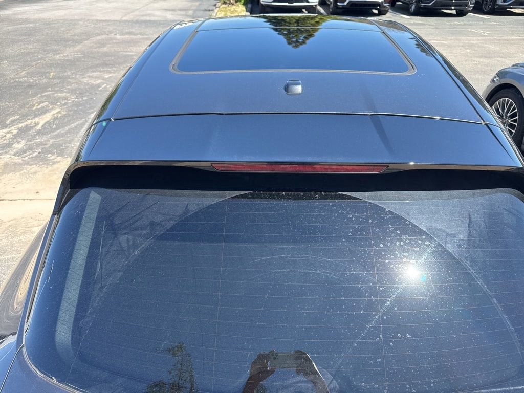 2023 Porsche Macan T