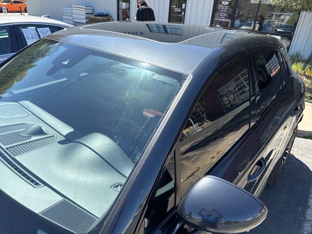 2023 Porsche Macan T