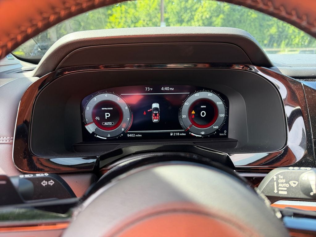 2025 Nissan Pathfinder Platinum