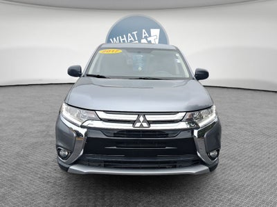 2017 Mitsubishi Outlander ES
