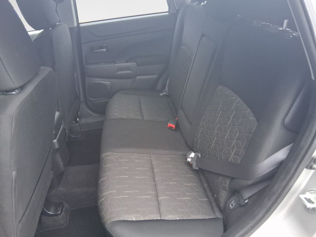 2024 Mitsubishi Outlander Sport Base
