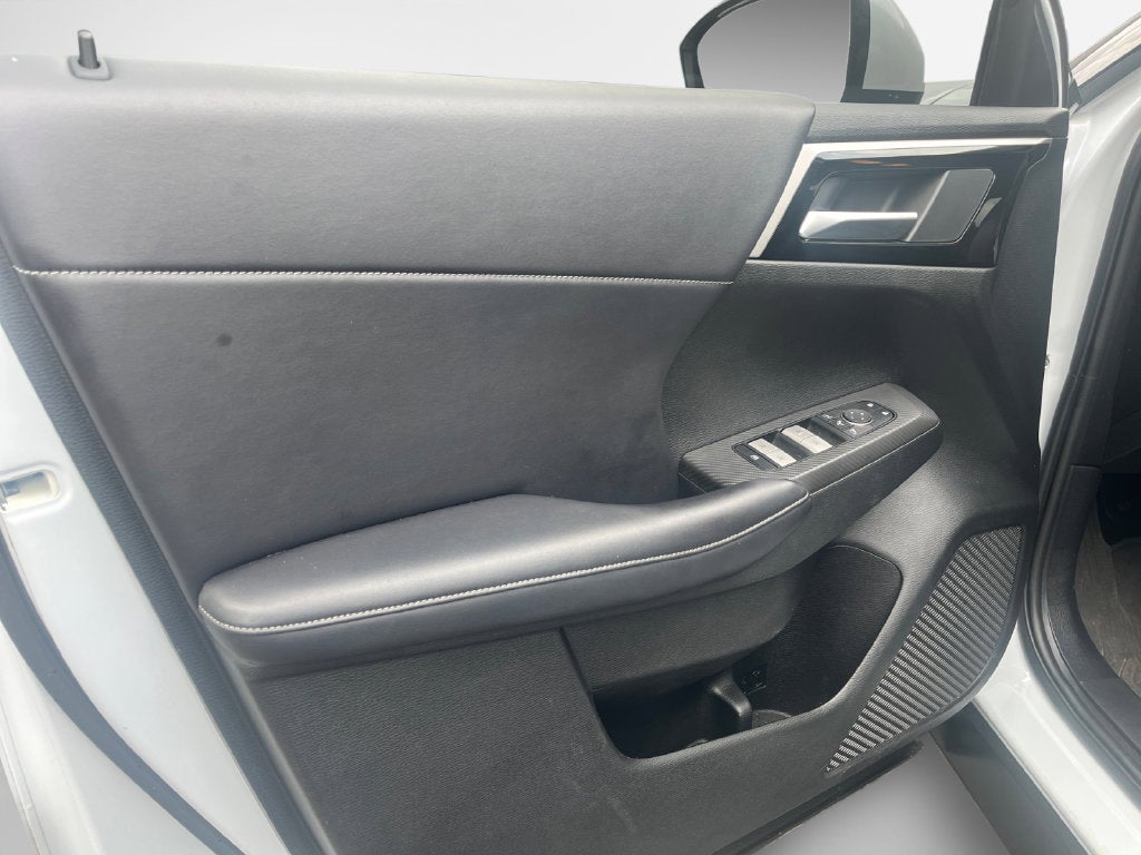 2024 Mitsubishi Outlander Base