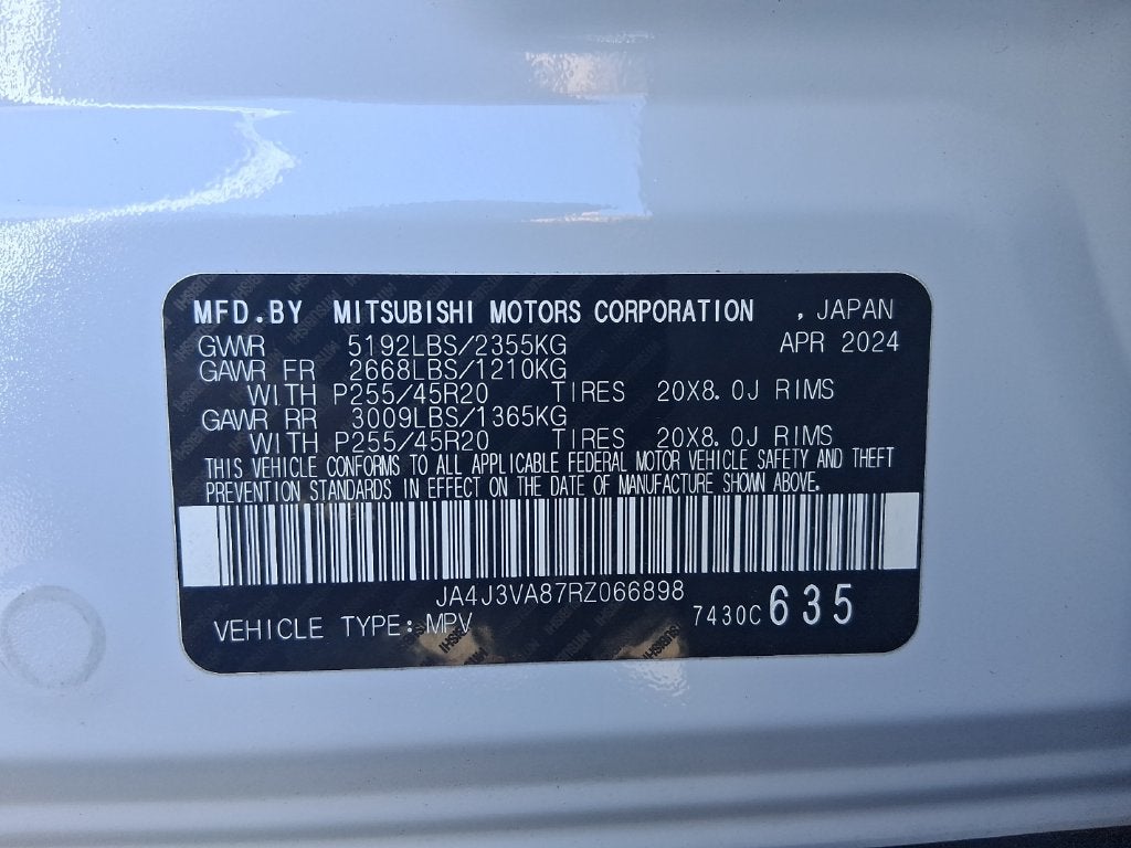 2024 Mitsubishi Outlander Base