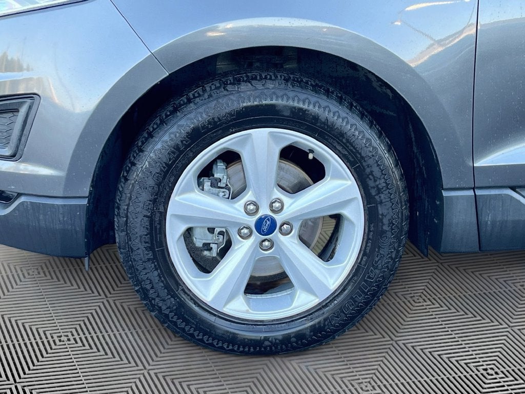 2018 Ford Edge SE