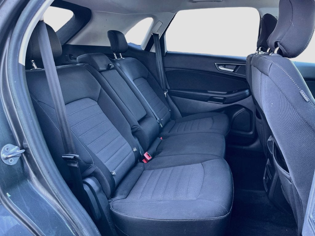 2018 Ford Edge SE