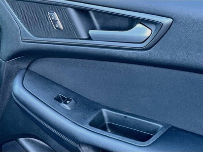 2018 Ford Edge SE