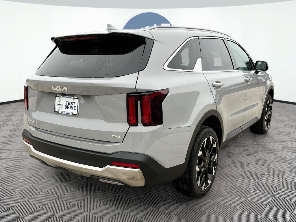 2025 Kia Sorento EX