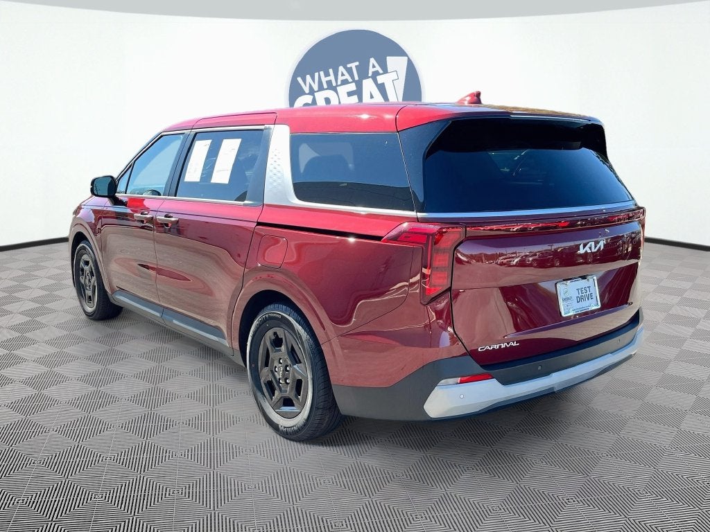 2025 Kia Carnival LXS